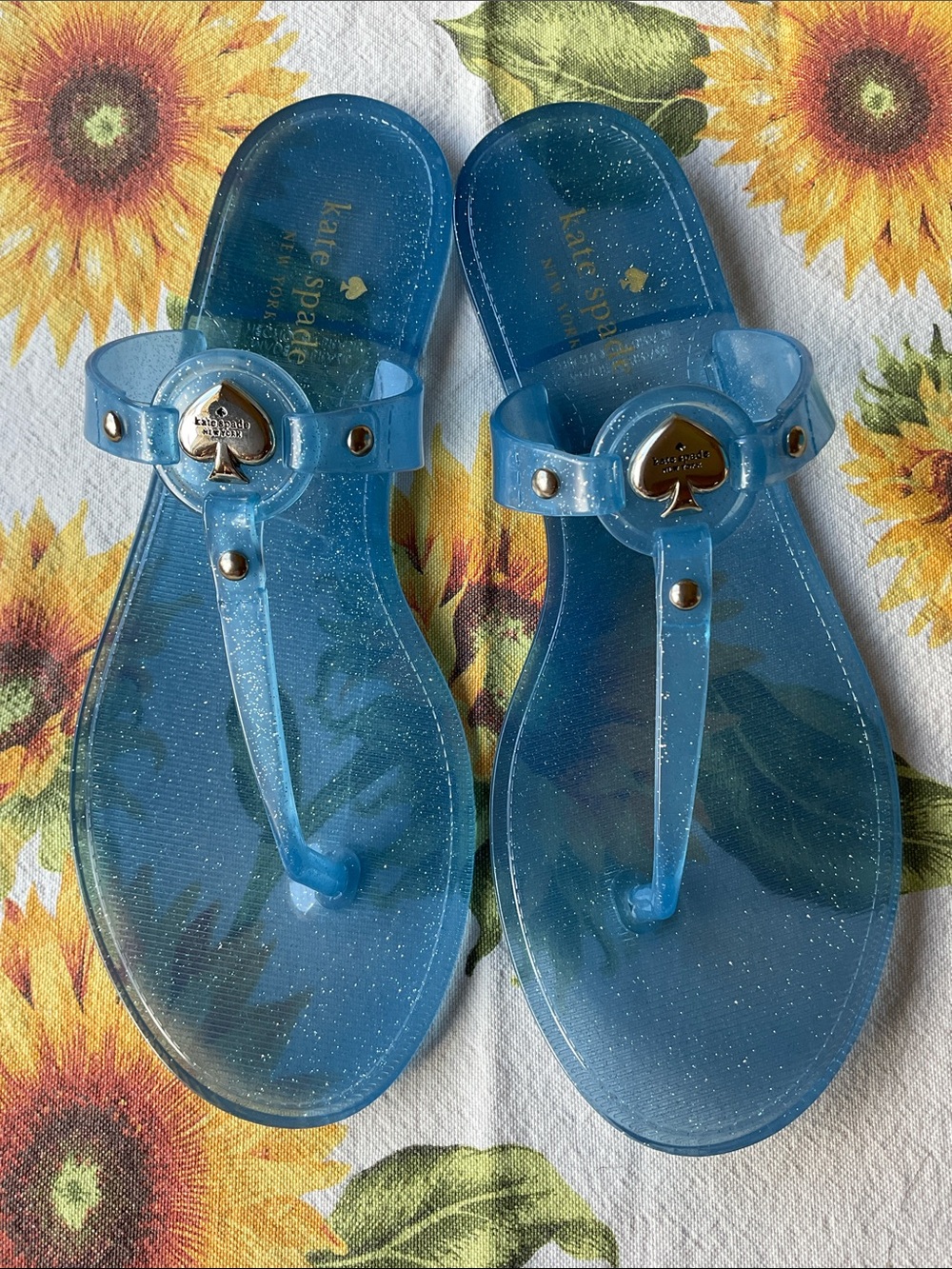 ♠️🩵♠️ KATE SPADE Kendall GLITTER Jelly T-Strap Sandal ♠️🩵♠️ NWT ♠️🩵♠️ - Picture 4 of 16